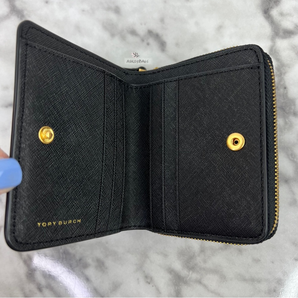 Tory Burch Medium Emerson Wallet In Black - Picture 5 of 6